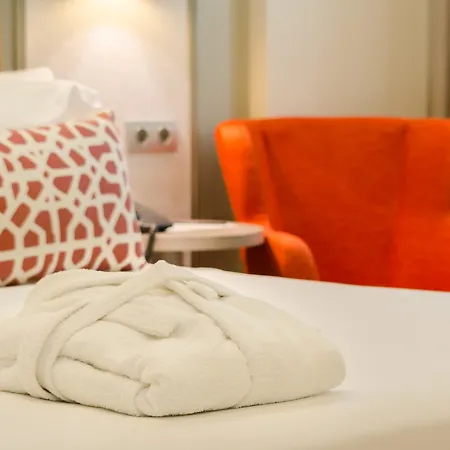 Готель Vincci Baixa 4*
