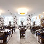 Vincci Baixa Hotel