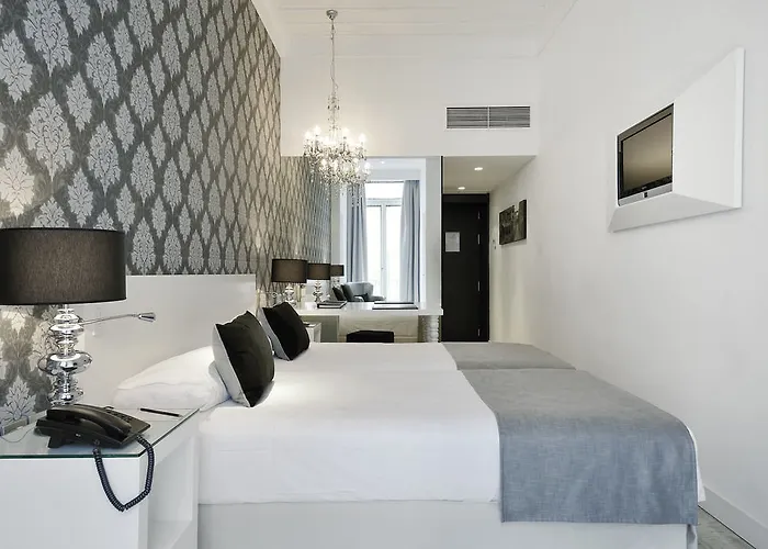 Hotel Vincci Baixa 4*